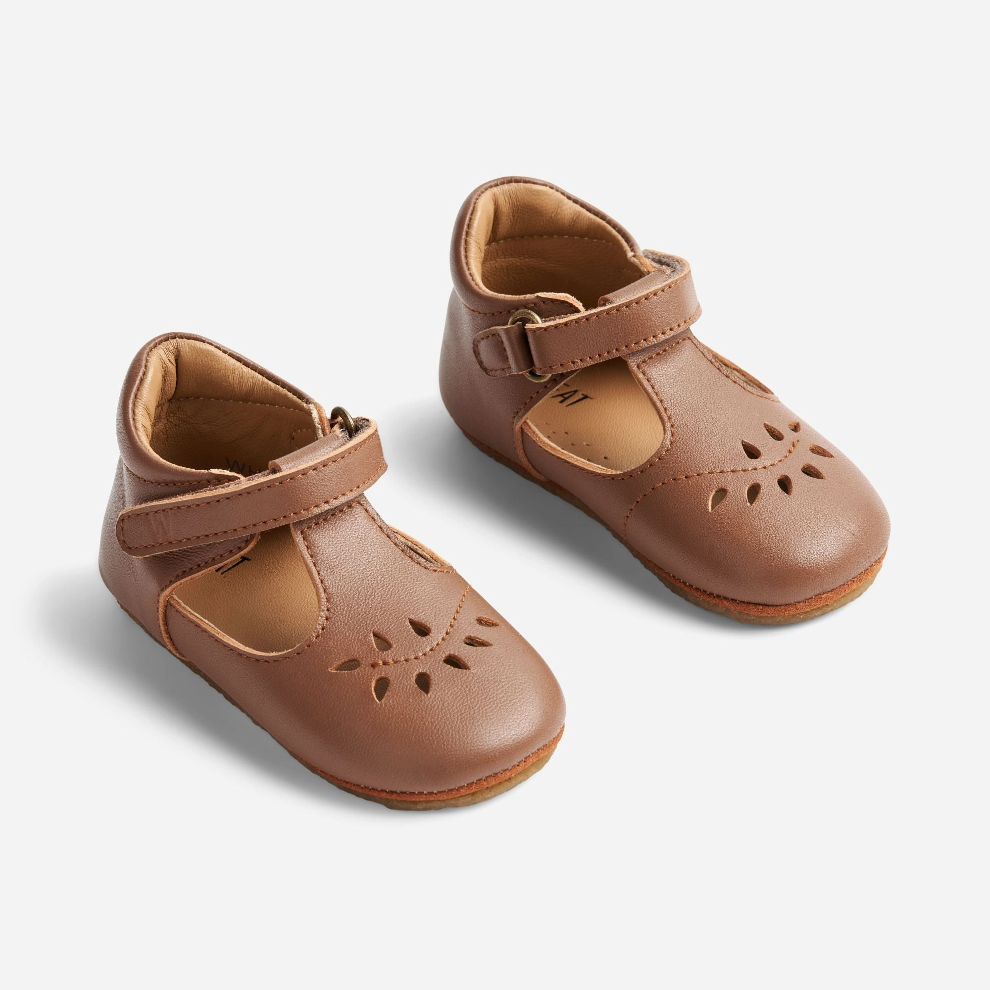 Music Glow Adele Mary Jane Indoor Shoe | Baby - cognac