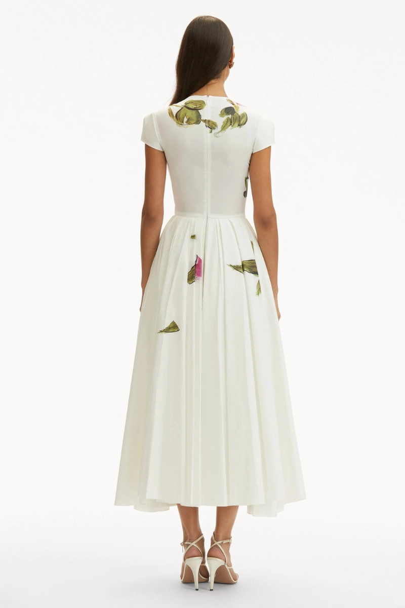 Trend Fit Basic essential Printed Roses Dress