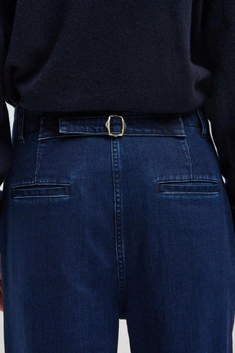 Essential Comfort Versatile Weekend Style Barry Jean