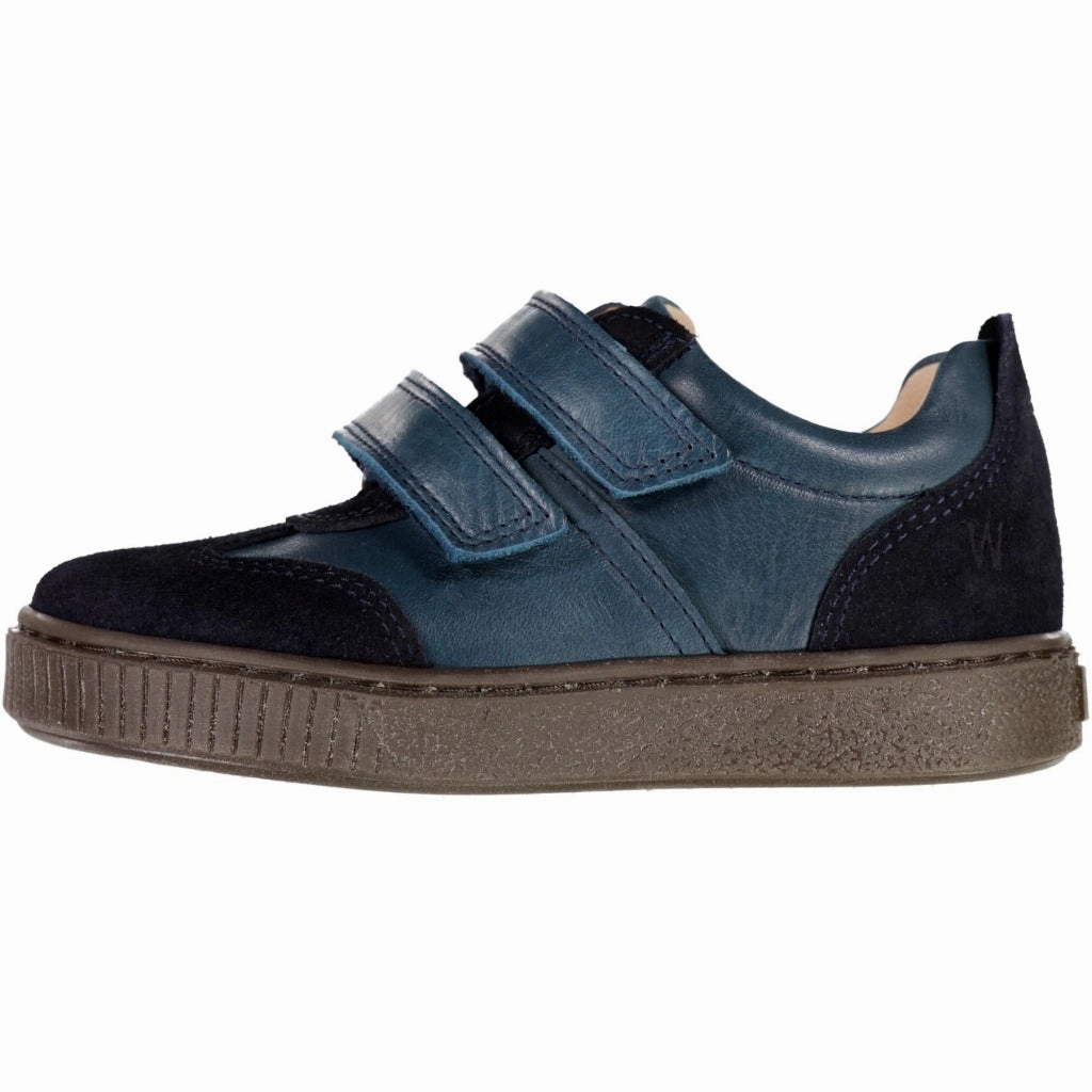 Erin sneaker - navy City Function cushioned collar