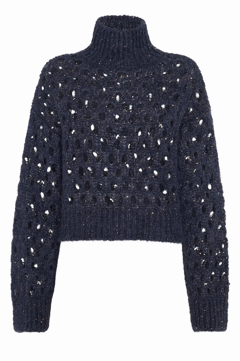 Adaptive Fit Silhouette Wrinkle Resistant Wispy Dazzling Net Turtleneck