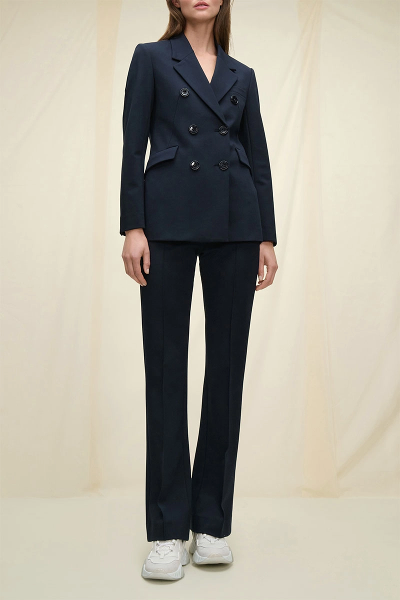 Sustainable Packaging Emotional Essence Jacket