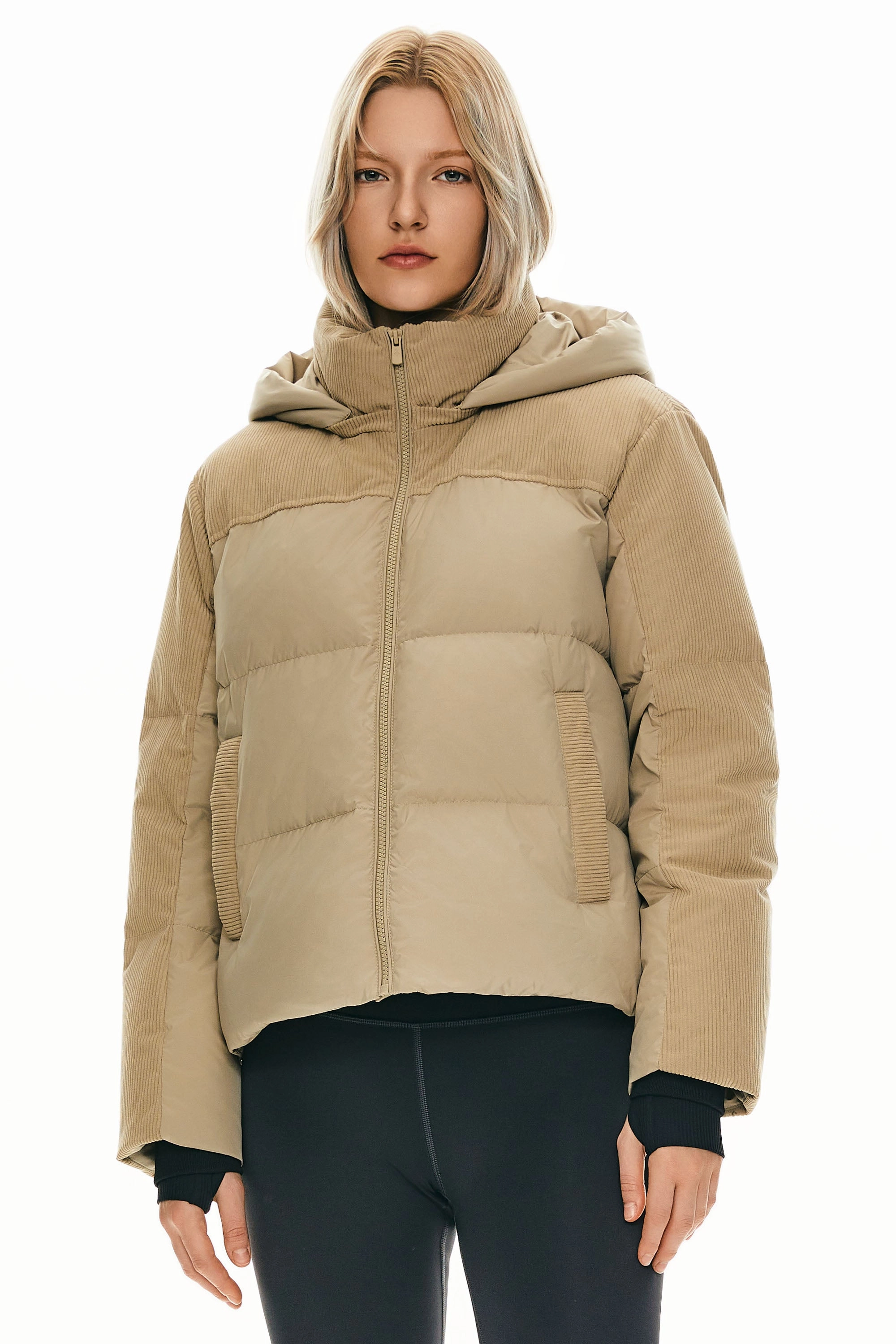 Cropped Down Puffer Jacket Winter Hooded suitable for video shooting Cross Ventilation Channels