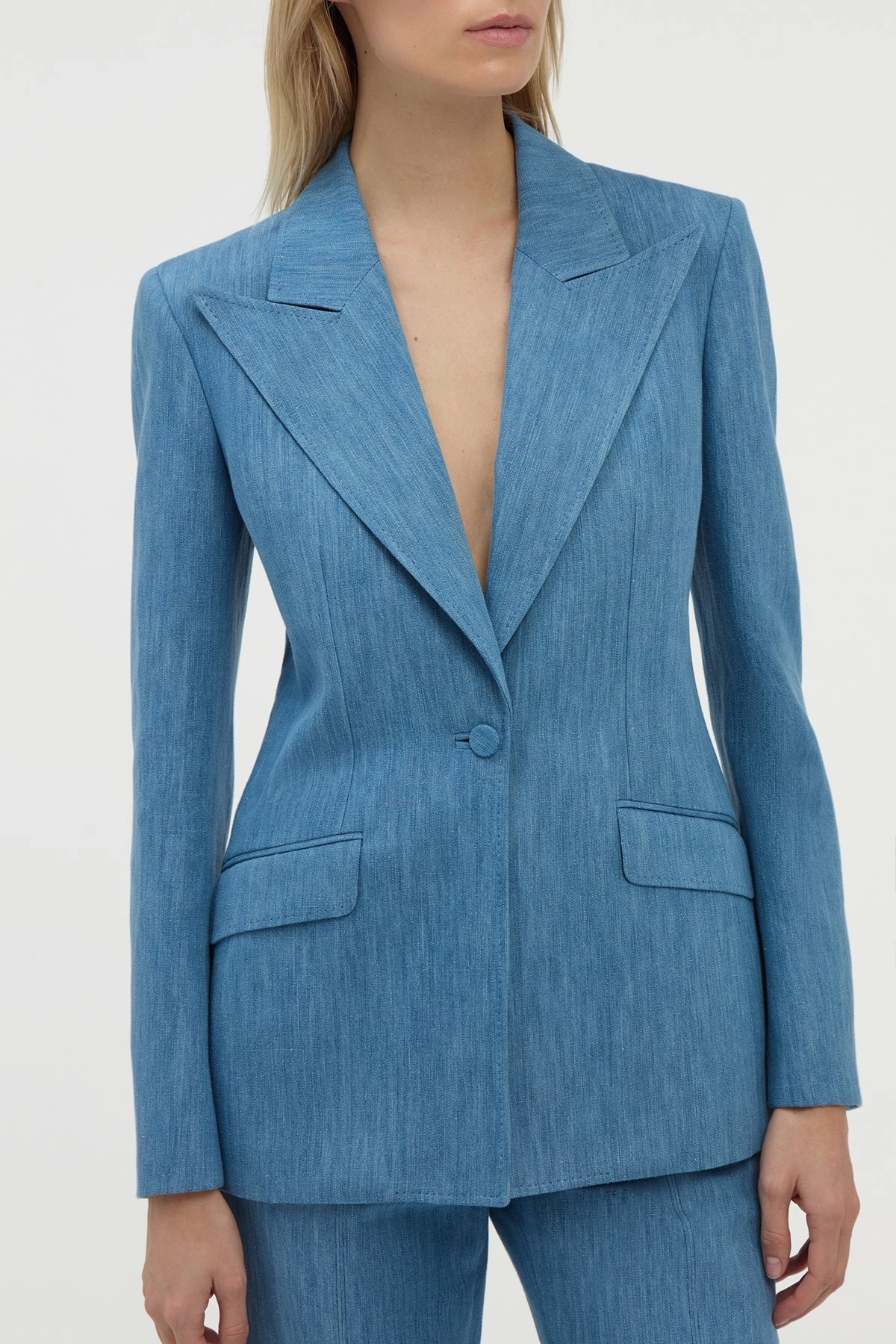 Leiva Blazer in Medium Blue Recycled Cotton Linen Denim Tailored Appearance Sleek Appeal