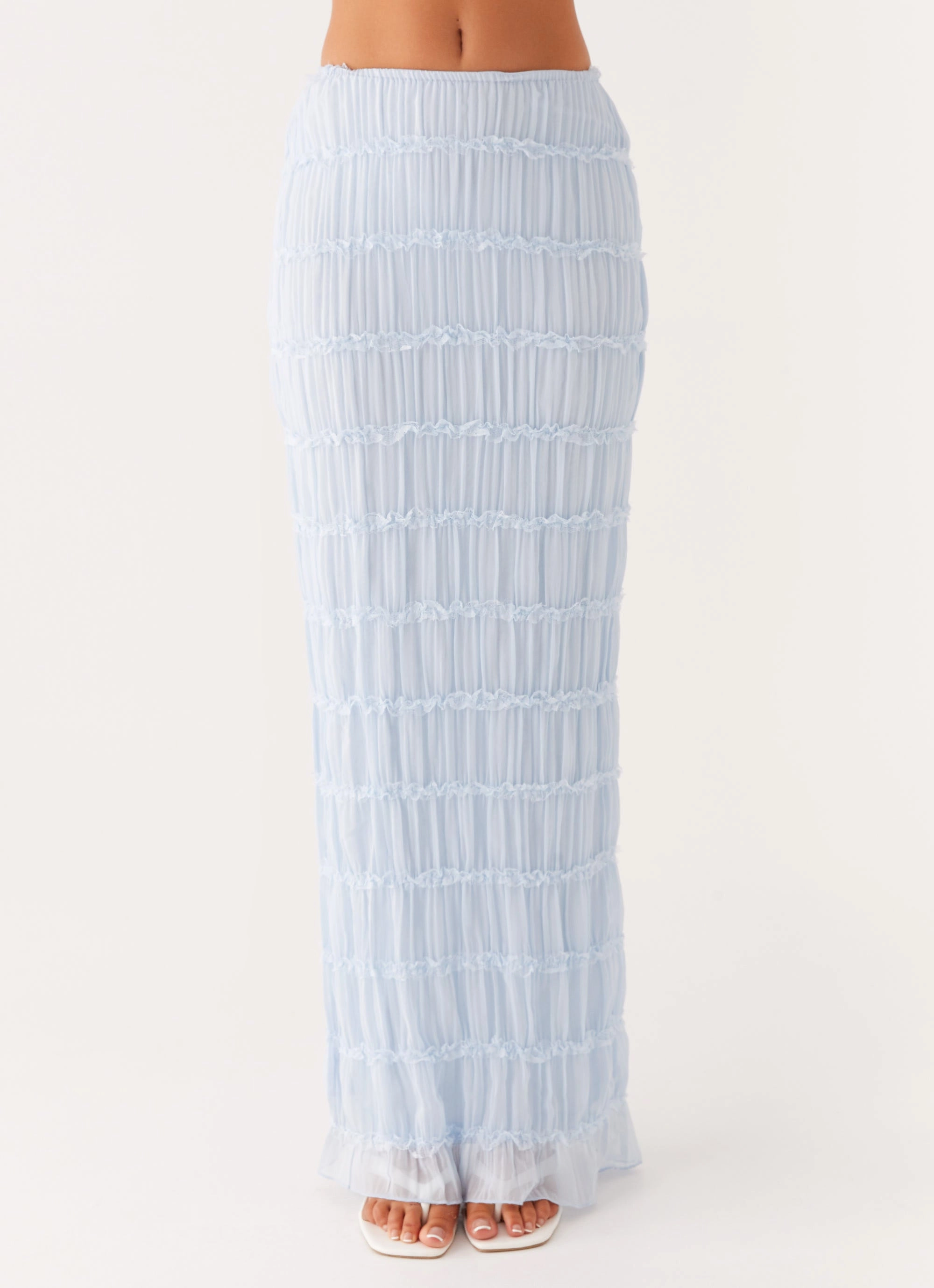 Daydreaming Low Rise Maxi Skirt - Blue Clean Outfit