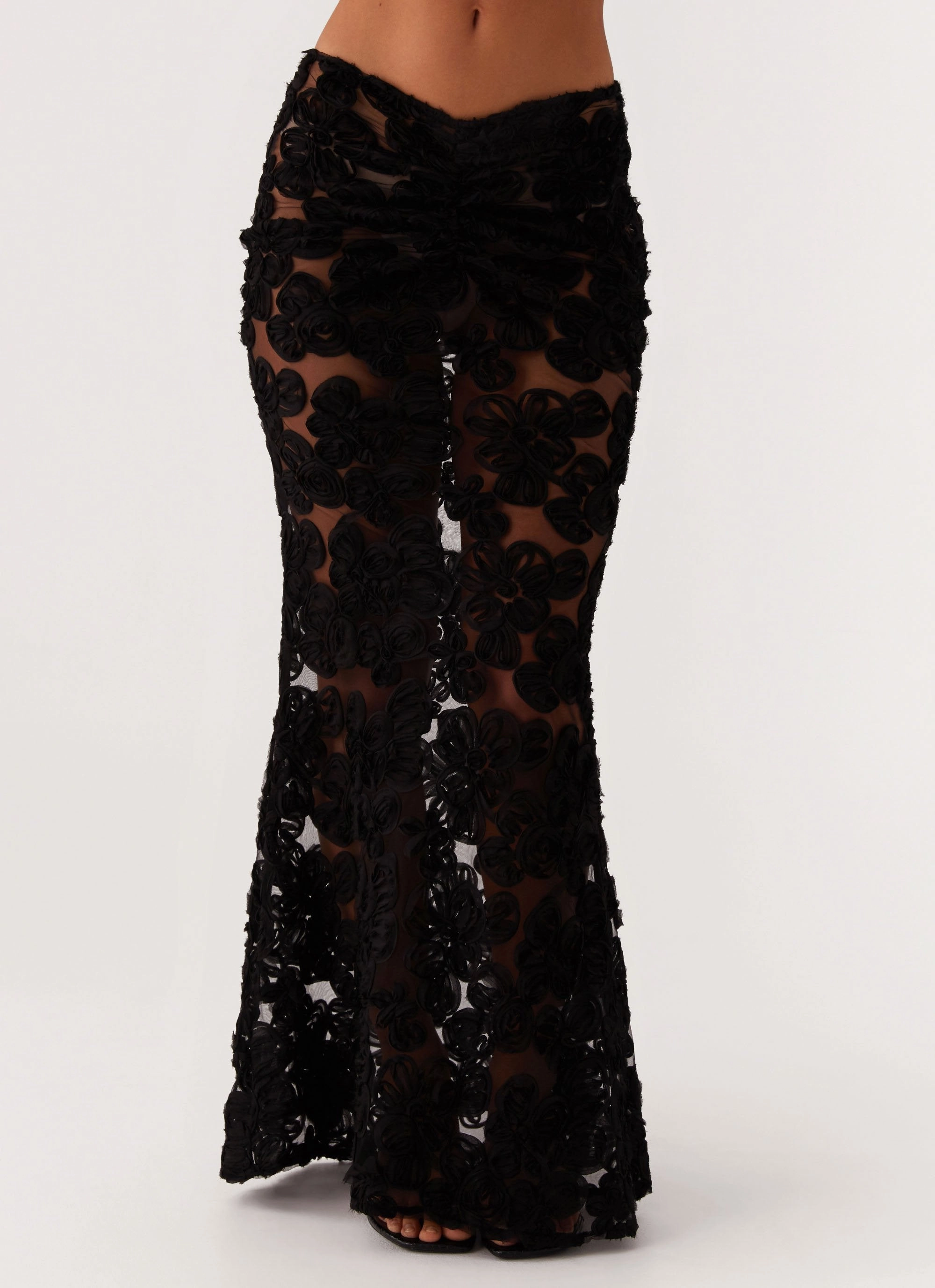 Simple Styling Fiorella Floret Maxi Skirt - Black