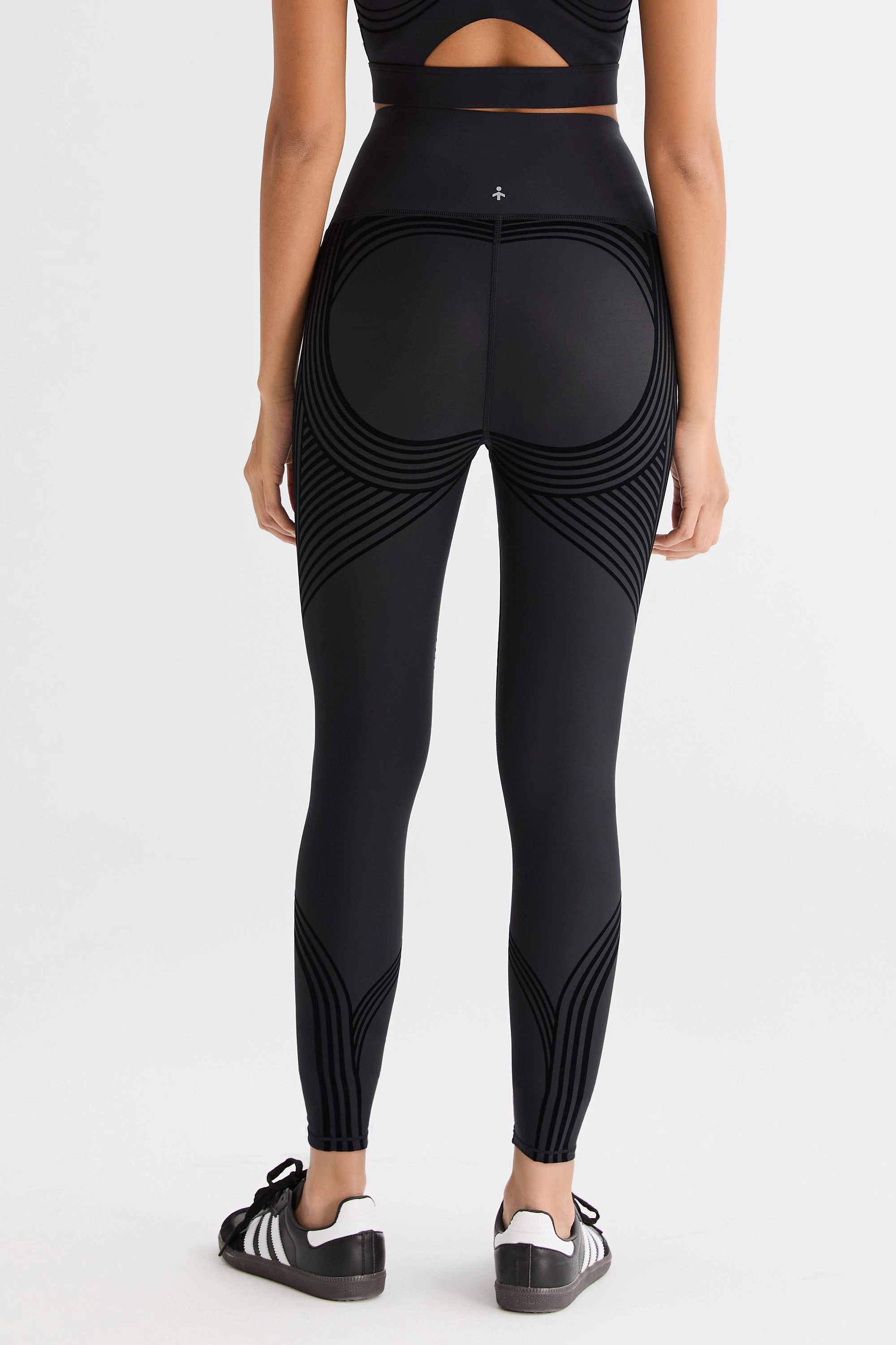 FlexSeam? High-Waisted Signature 7/8 Leggings Shock Diffusion Midsole Dynamic Comfort