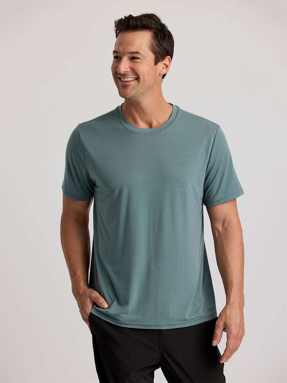 Free Fly Men's Elevate Lightweight Tee Chic Comfort Style Casual Chic