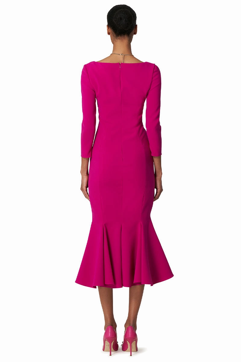 Flowing Lines Panelled-Design Fluid Crepe Trumpet Dress