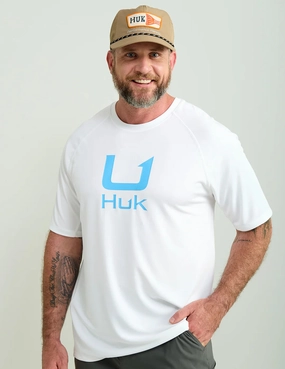 Huk Icon Short Sleeve Performance Crew Moisture Control Fabric
