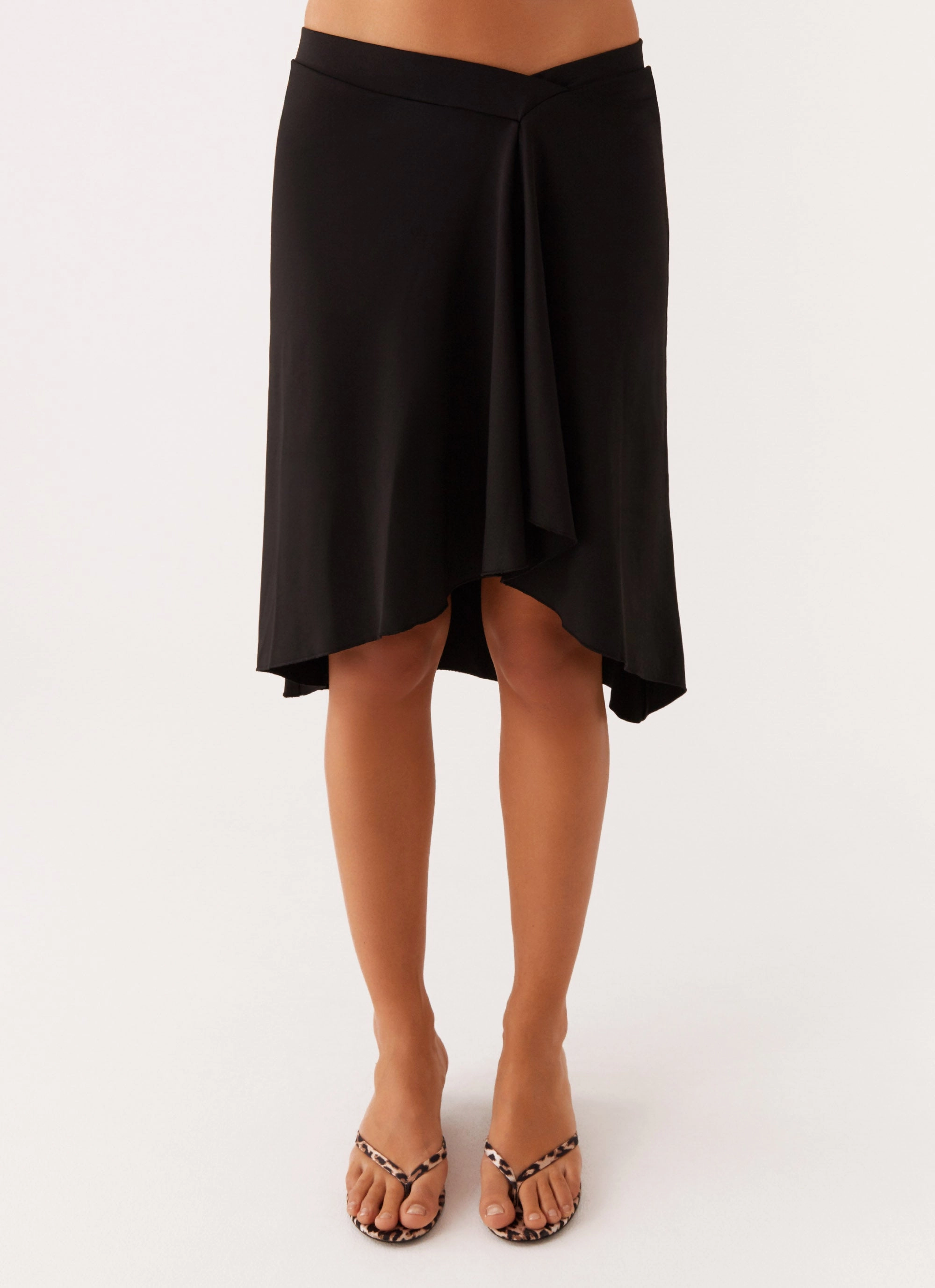 Shes A Lady Midi Skirt - Black Light Flow