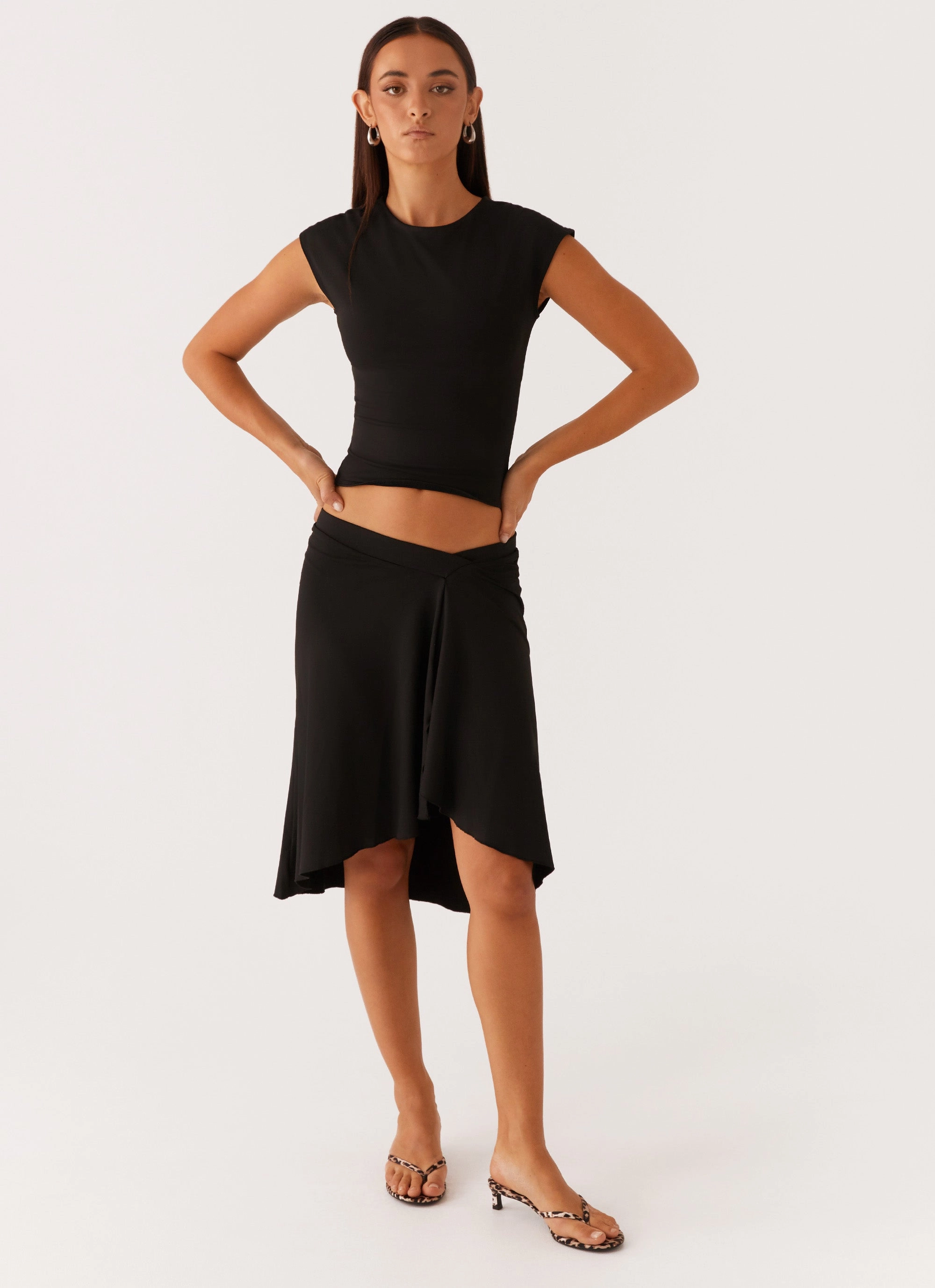 Mood Outfit Shes A Lady Midi Skirt - Black
