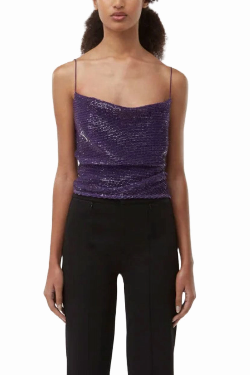 Lilburn Top Versatile Look