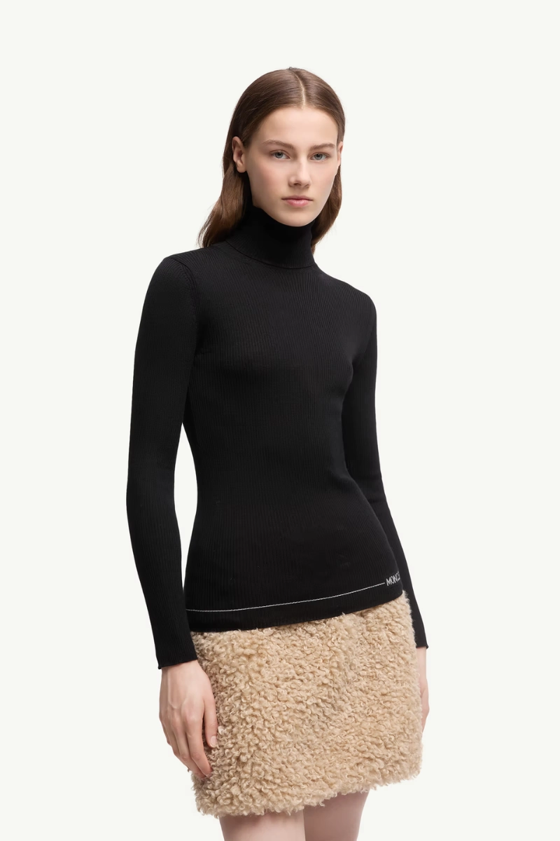 Logo Turtleneck Sweater Comfy and Stylish