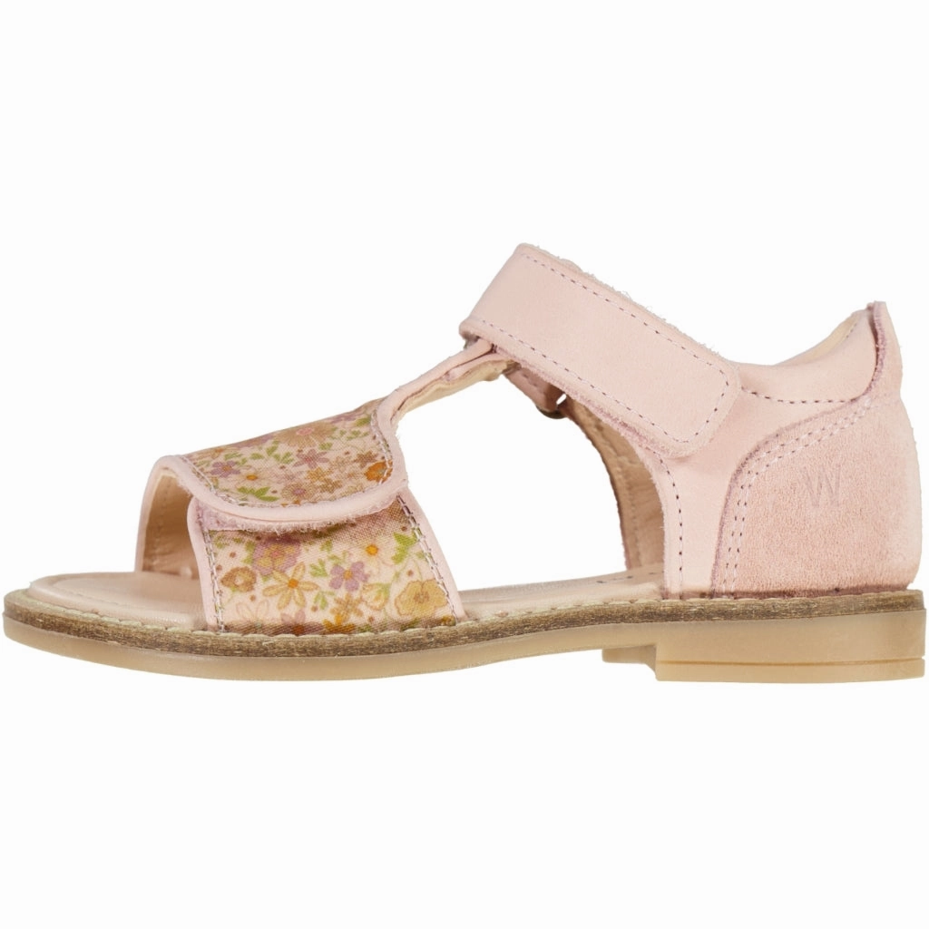 walking shoes Adjustable band Payton T-bar sandal - rose sand