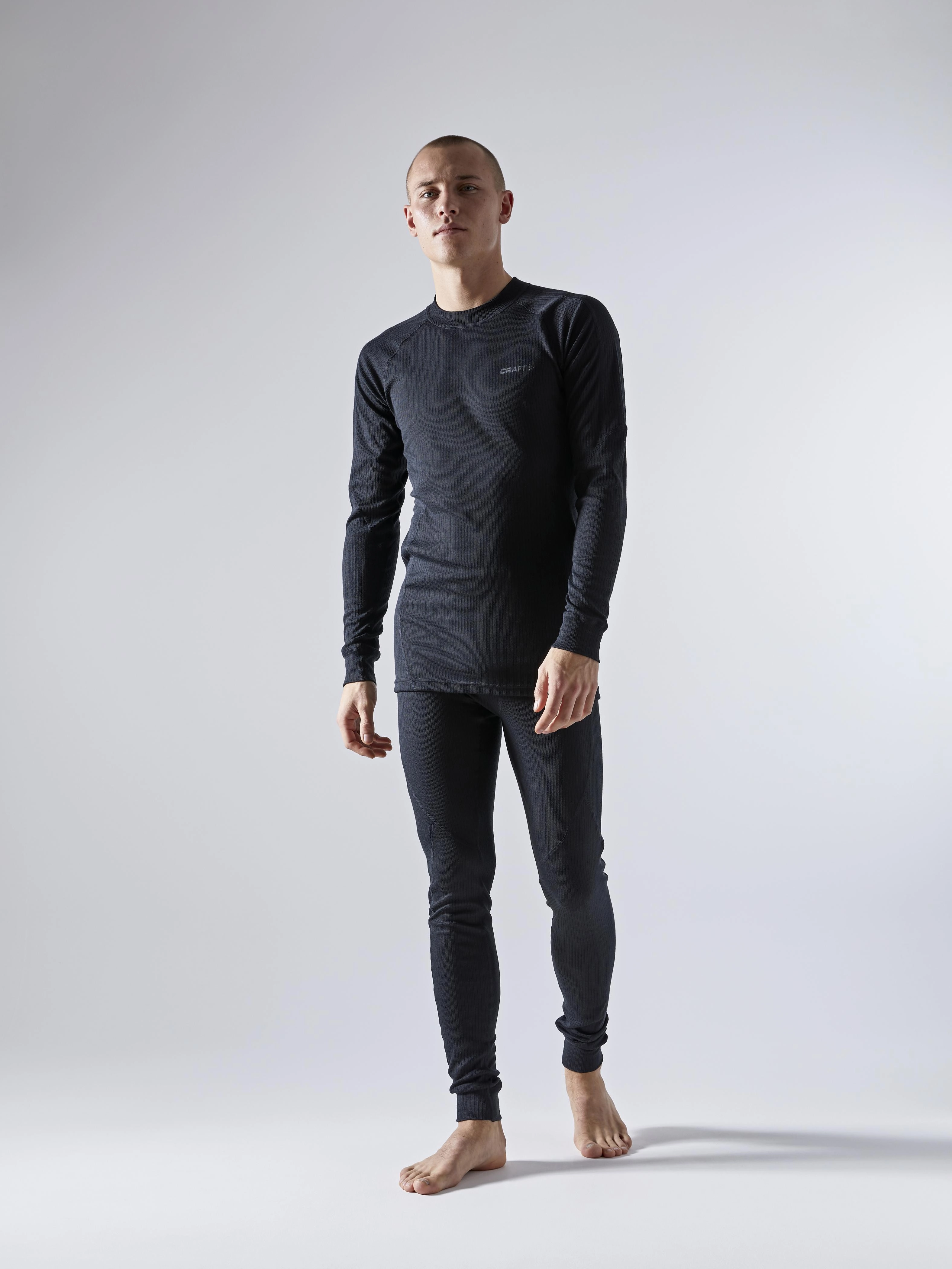 Fade Resistant Weekend Trip Men's Core Dry Baselayer Set