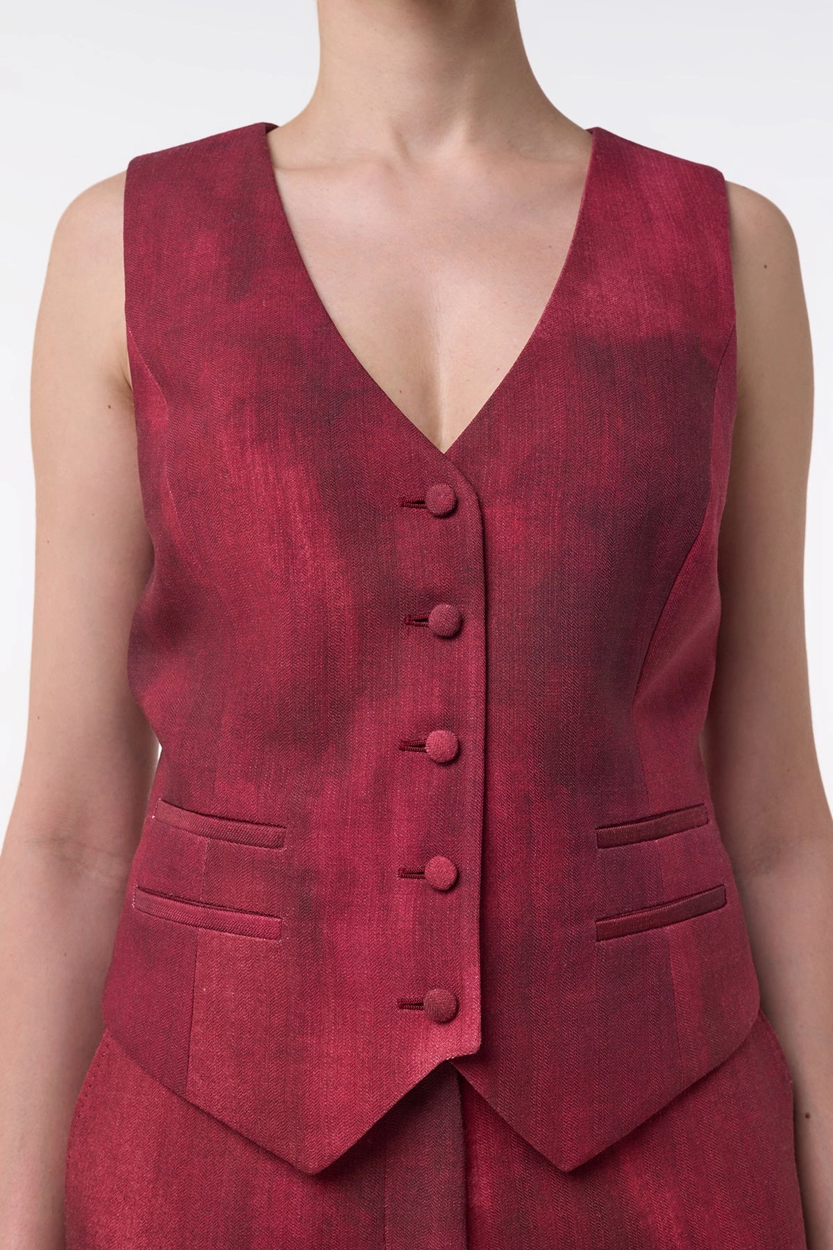 Executive Tailoring Comfortable Layers Coleridge Vest in Bordeaux Virgin Wool