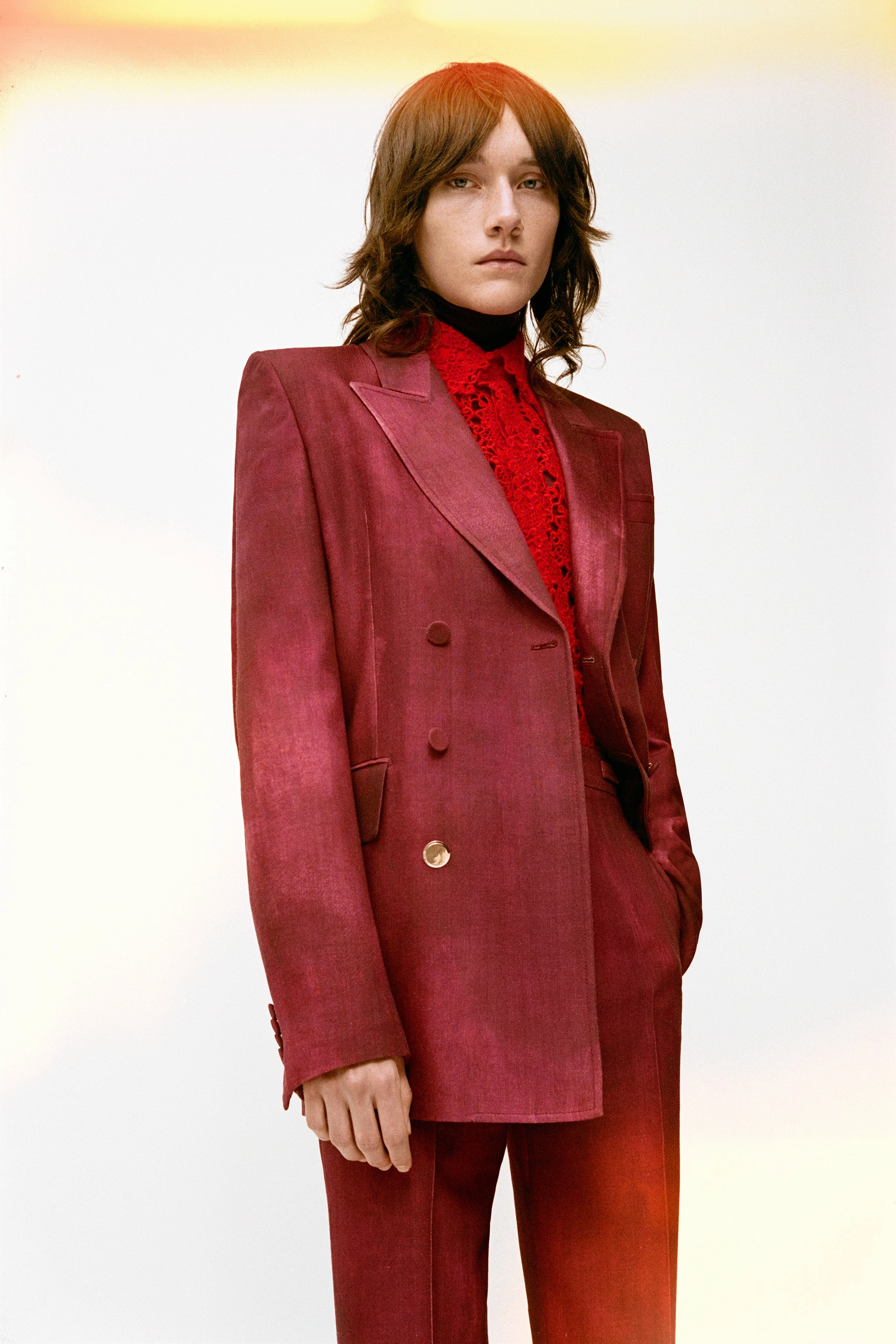 Nico Blazer in Bordeaux Virgin Wool suitable for outdoor adventures