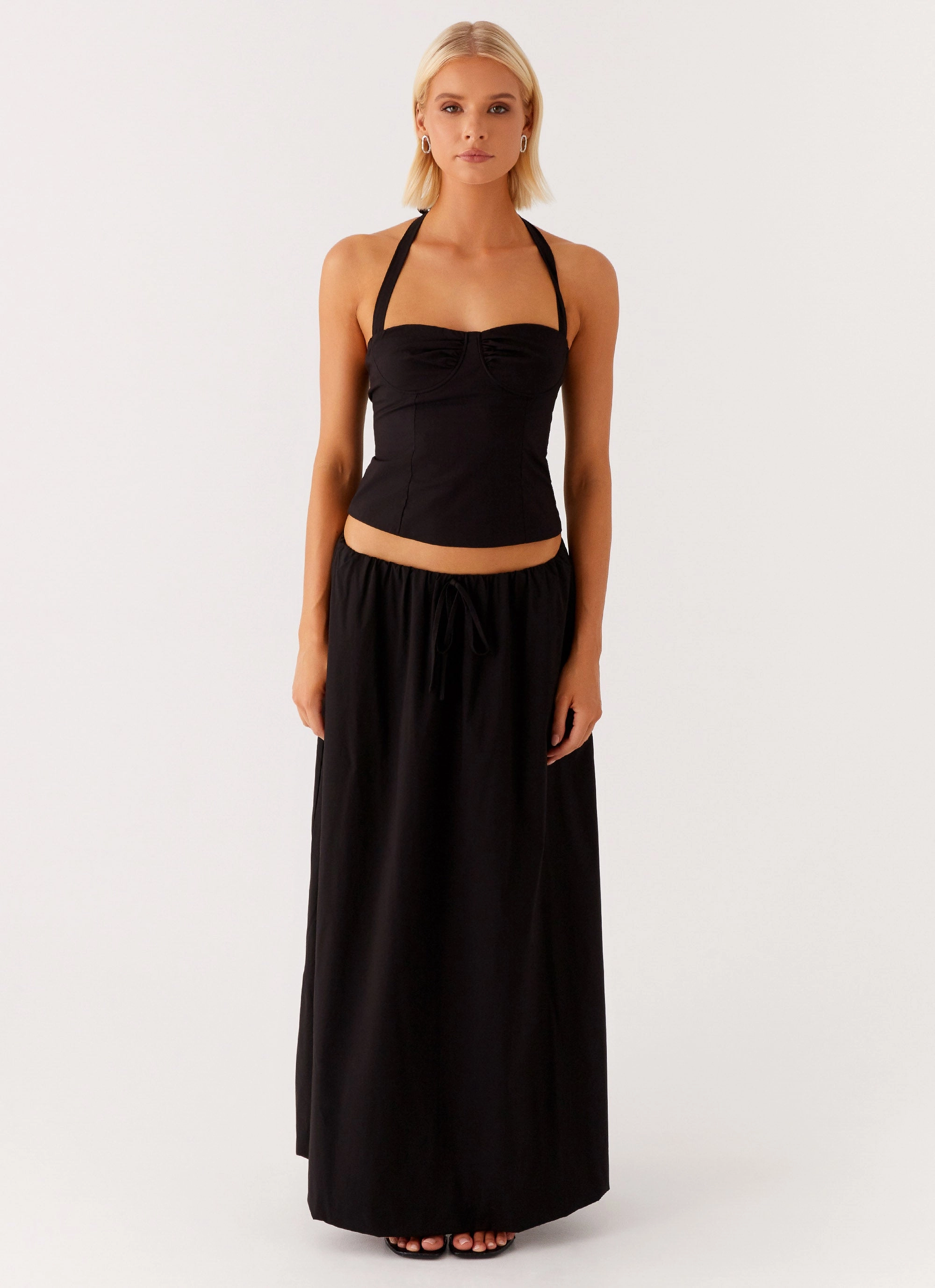 A Line Cut Simple Layer Cheryl Maxi Skirt - Black