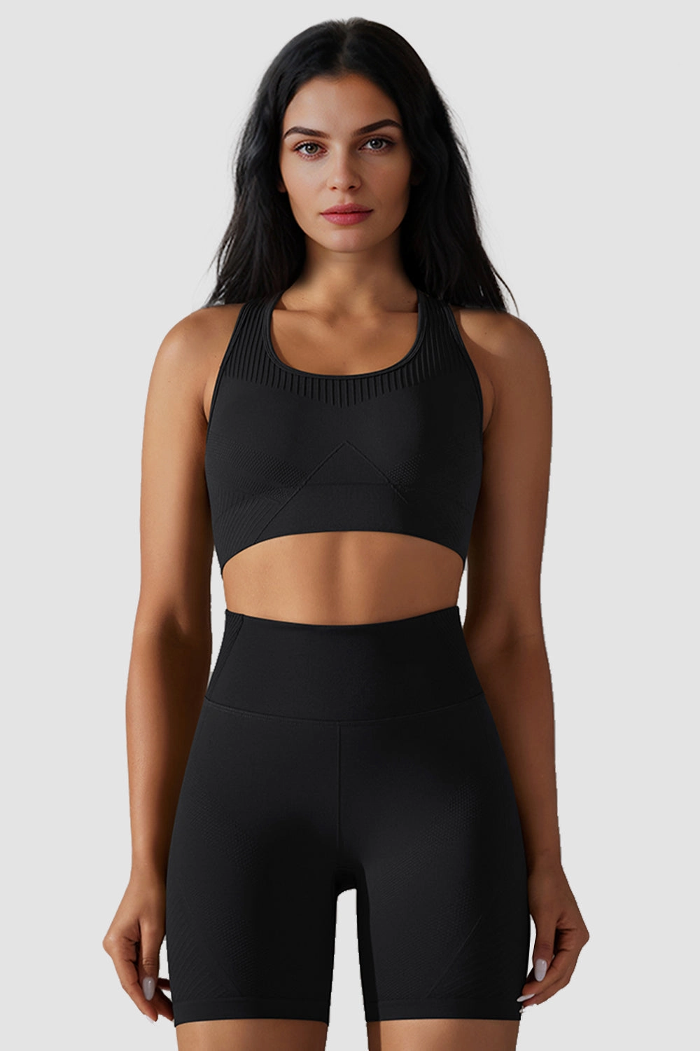 Seamless Sports Bra with Removable Pads button venue