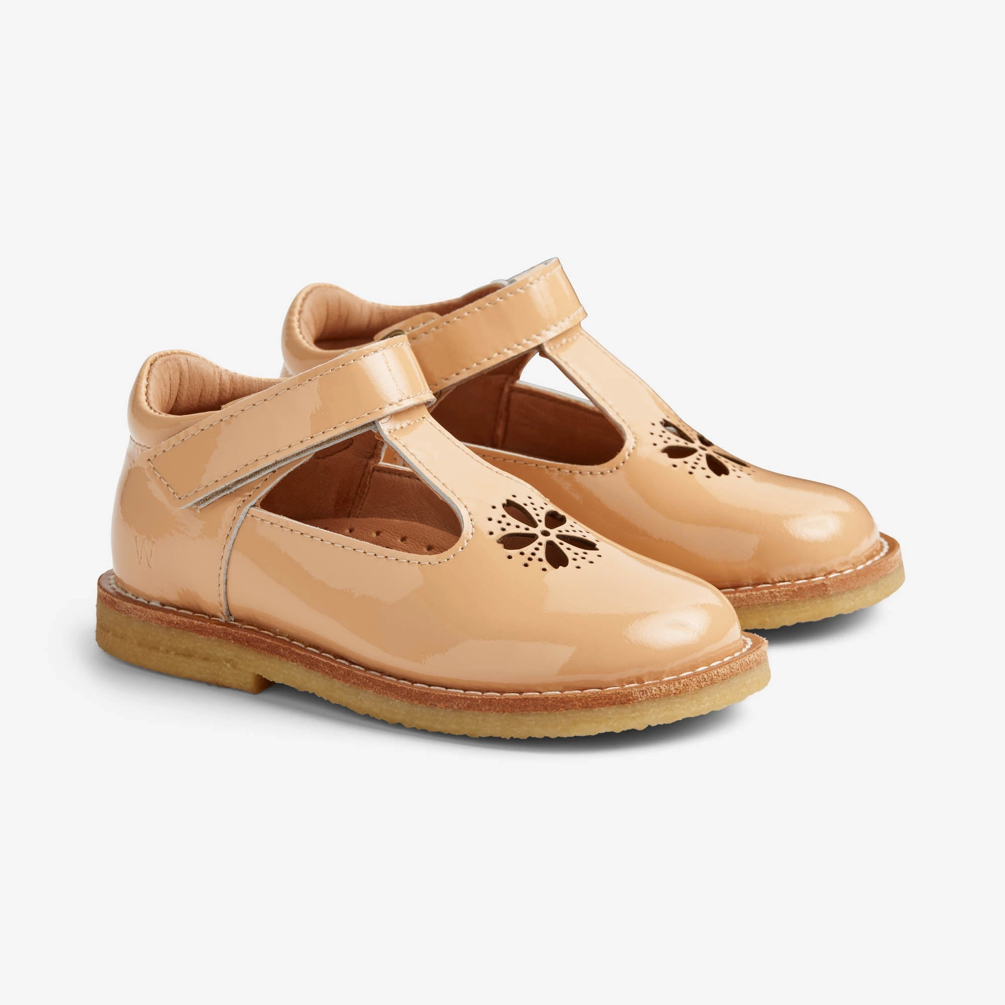 Flat Sole Cushioned Step Weekend Wanderer Asta Mary Jane Patent - peach