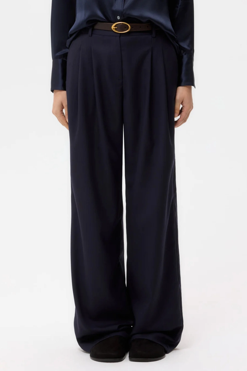 Sulli Pants Reflective accents