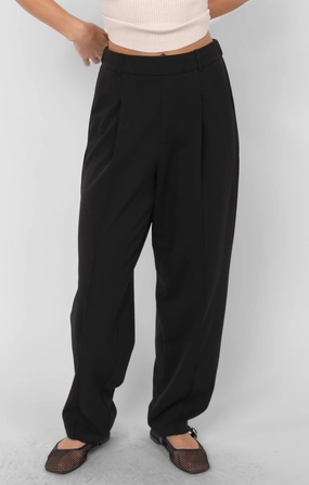 Sadie and Sage Think Poetic Front Seam Tapered Trousers Sleek Look