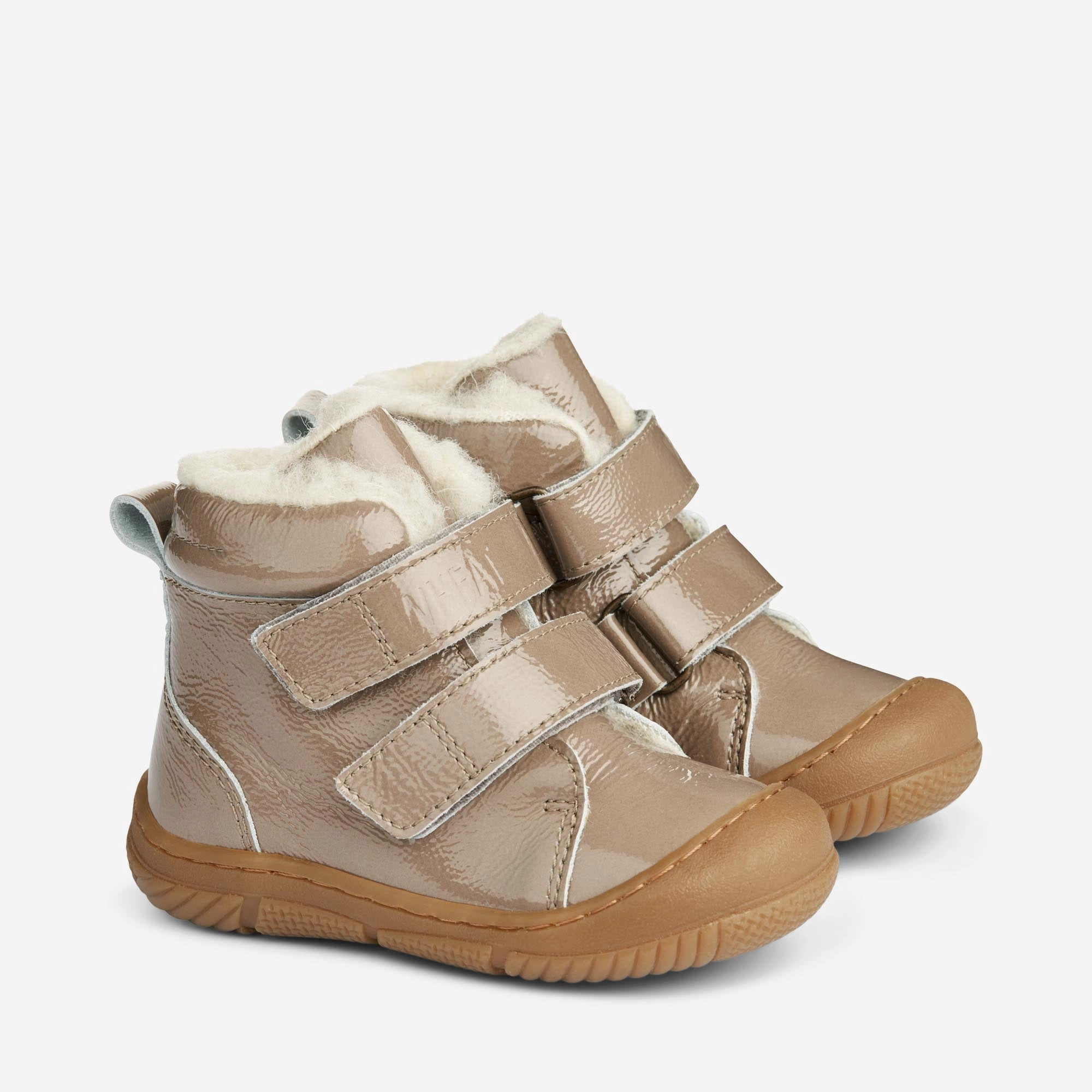Skiing Winter Journey Footwear Snugga Wool Patent | Baby - taupe