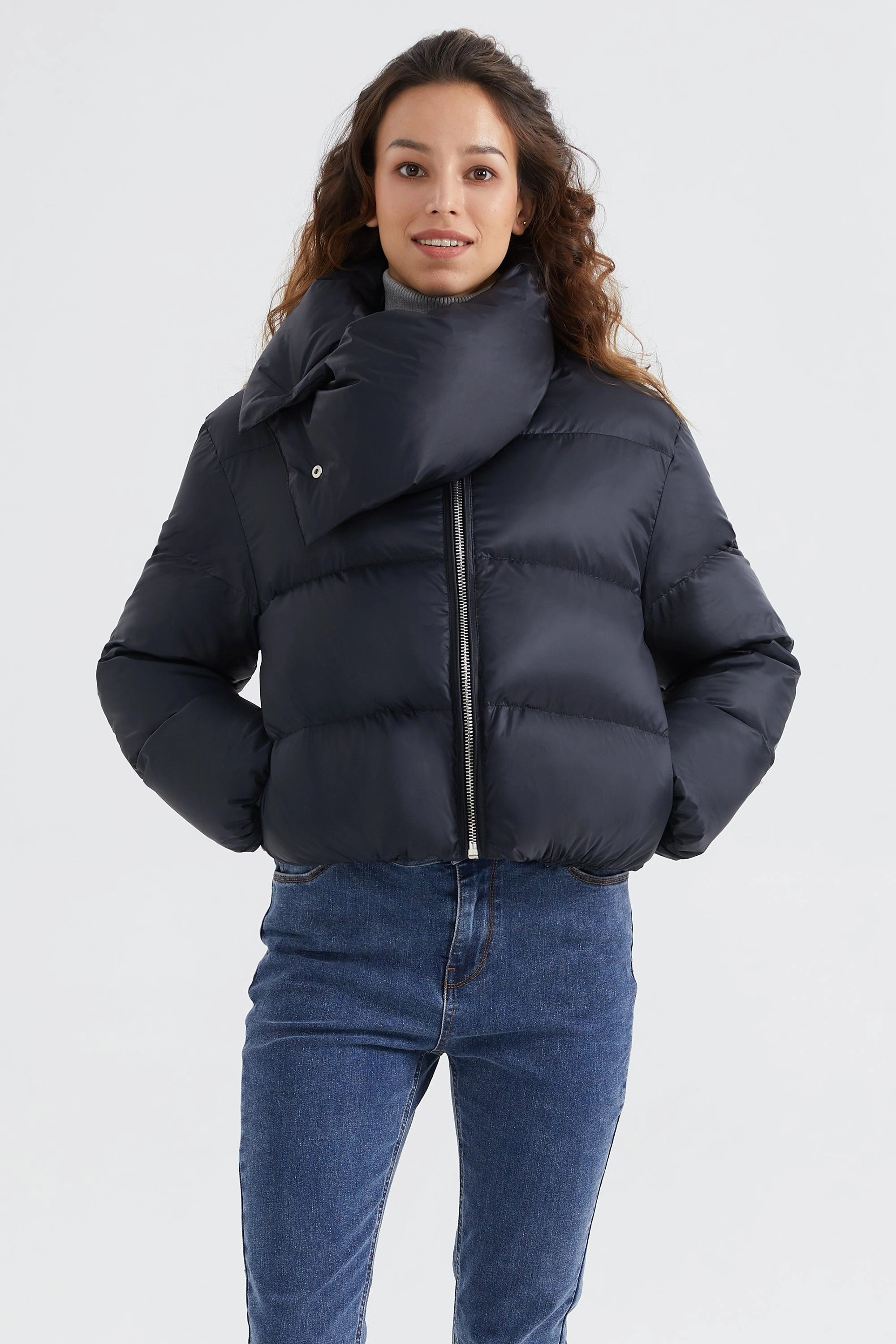 Seamless Welded Construction Belted Style Stylish Puffer Down Coat with Thickened Collar