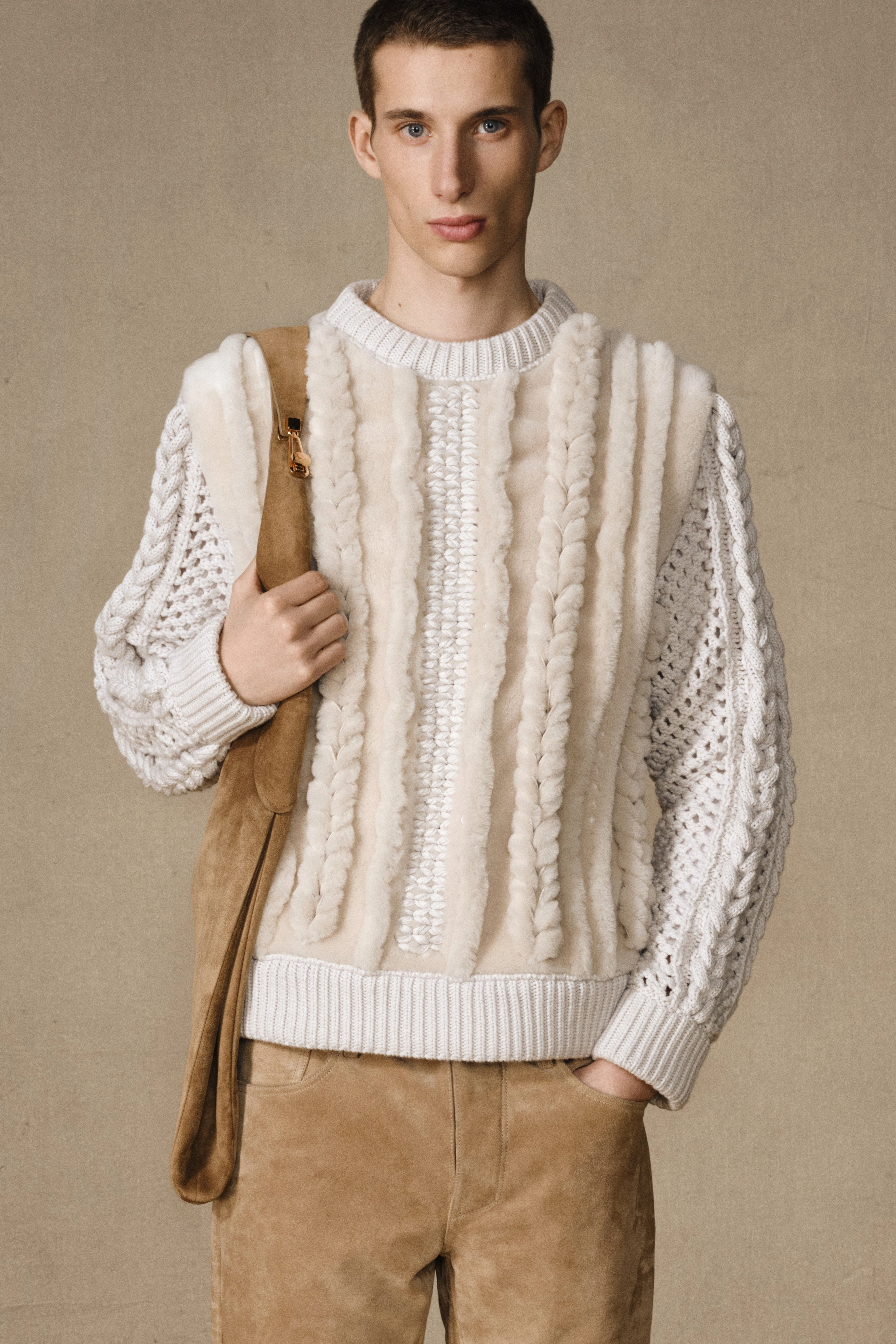 Talus Knit Pullover in Ivory Cashmere & Shearling Urban Fashion Easy Comfort