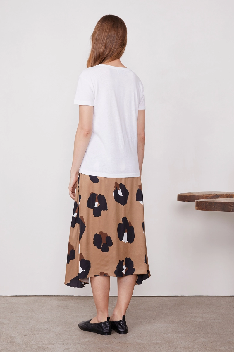 MultipurposeCuffs Lara T-Shirt