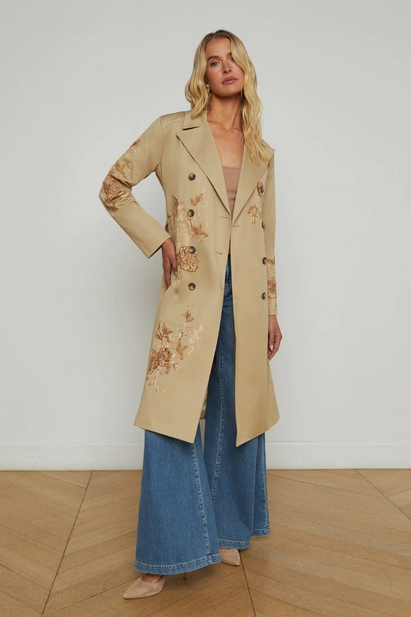 Wind Layer Communicate Venus Embroidered Trench Coat